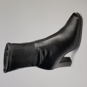 New Aerosoles Cinnamon Women's Ankle Boots in Black Size 11M